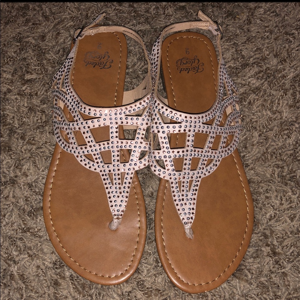 Faded Glory Sandals